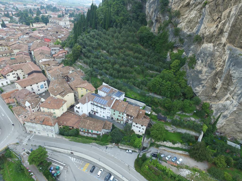 On The Rock Hotel Arco Exterior photo